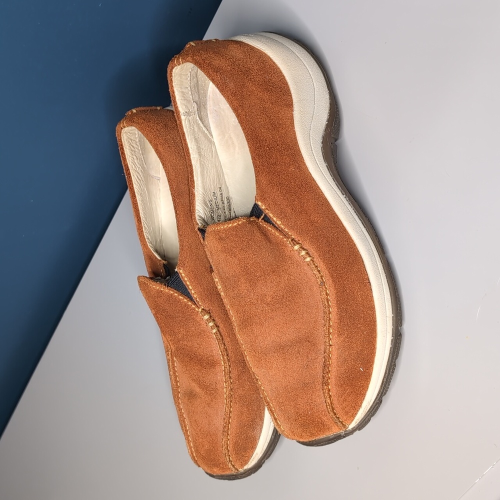 Womans Suede Slip-On Loafer Moccasins Shoes - Cognac Brown Size 7.5 Mediun Width